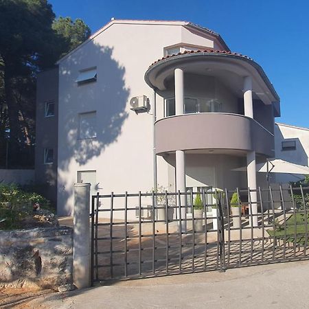 Apartman Tika Pula Exterior foto
